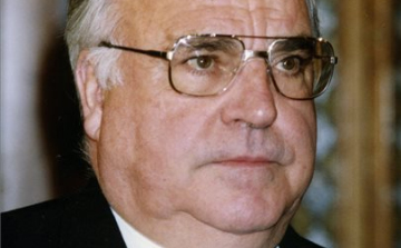 Elhunyt Helmut Kohl volt német kancellár