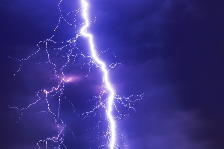 Felhőszakadásra figyelmeztet a meteorológiai szolgálat