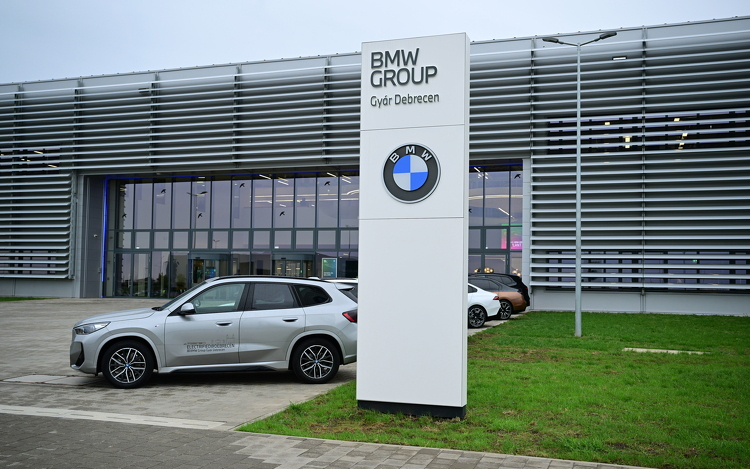 Megerősítette és bővítette együttműködését a Debreceni Egyetem és a BMW Debrecen