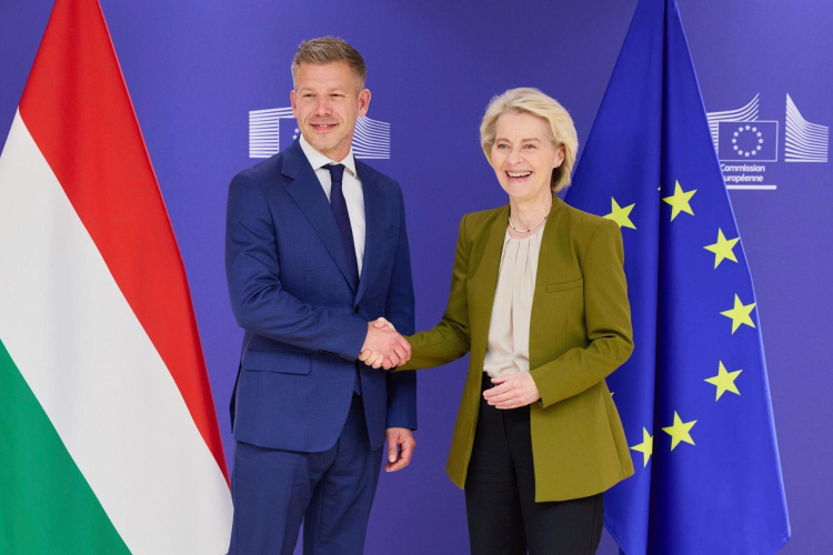 Magyar Péter: hamarosan érkeznek az uniós források