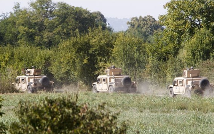 A honvédséget is bevetnék terrorveszély esetén