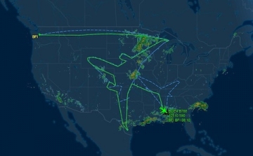 Hajtóműtesztelés közben rajzoltak repülőgépet az égre a Boeing tesztpilótái